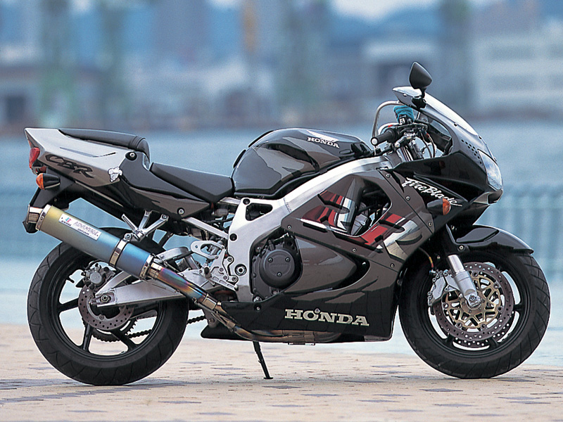CBR9001