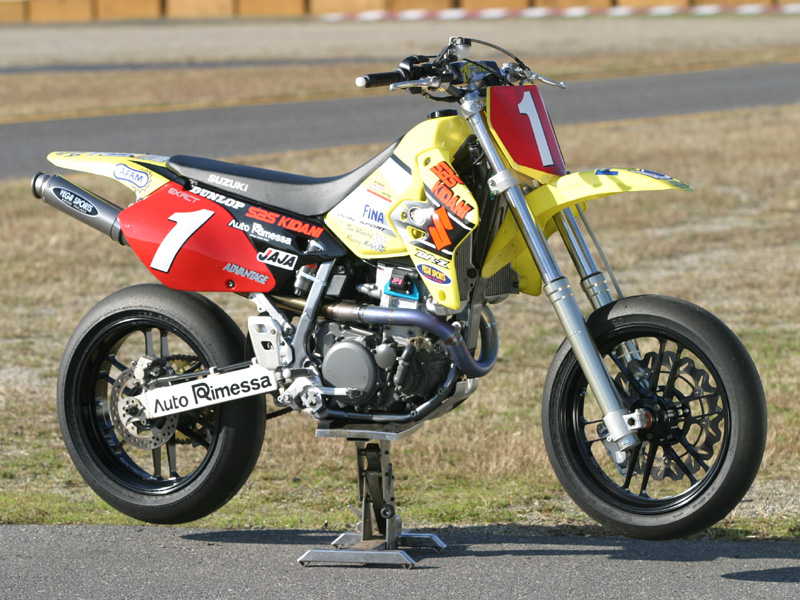 DR4001