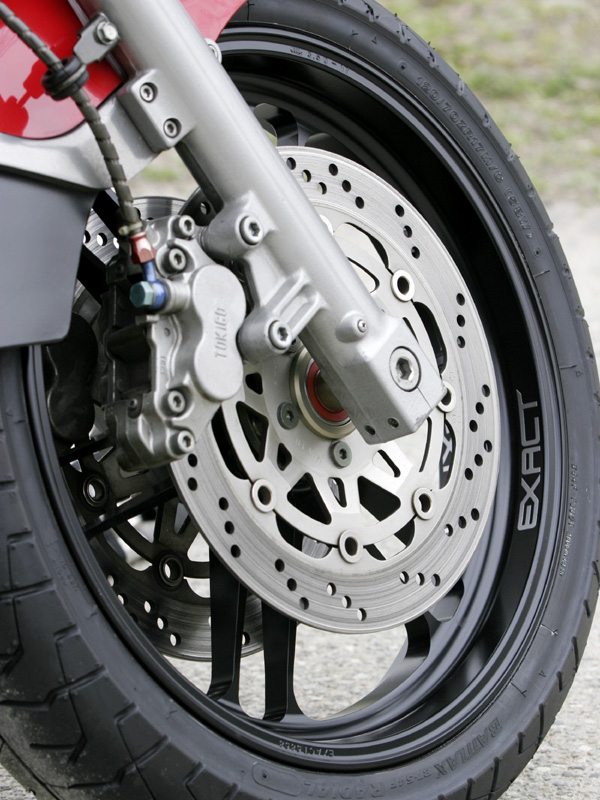 GPZ900R_23
