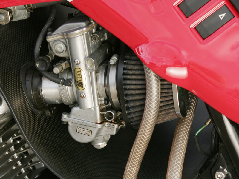 GSX1100red10