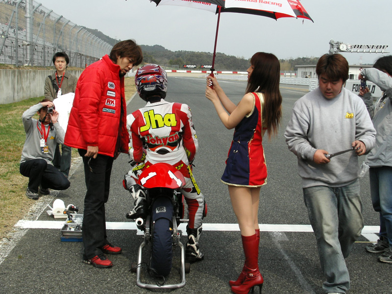 JGP050425