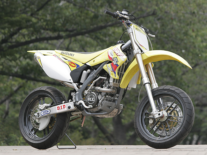 RMZ2501