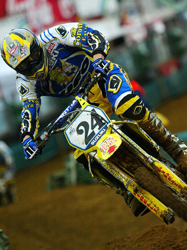WMX033