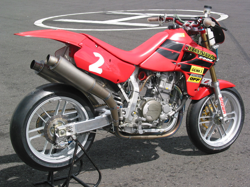 XR2