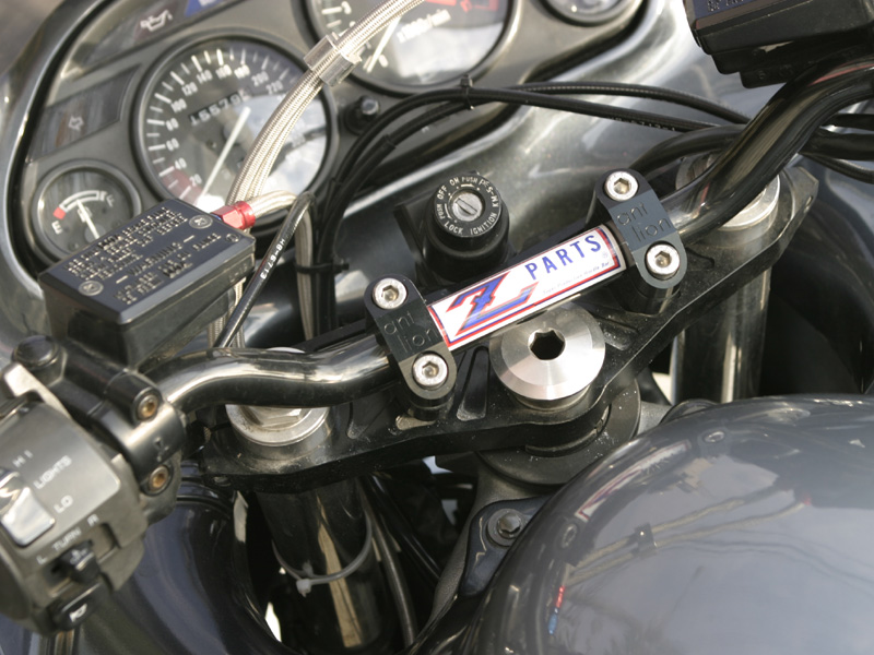ZZR11-23