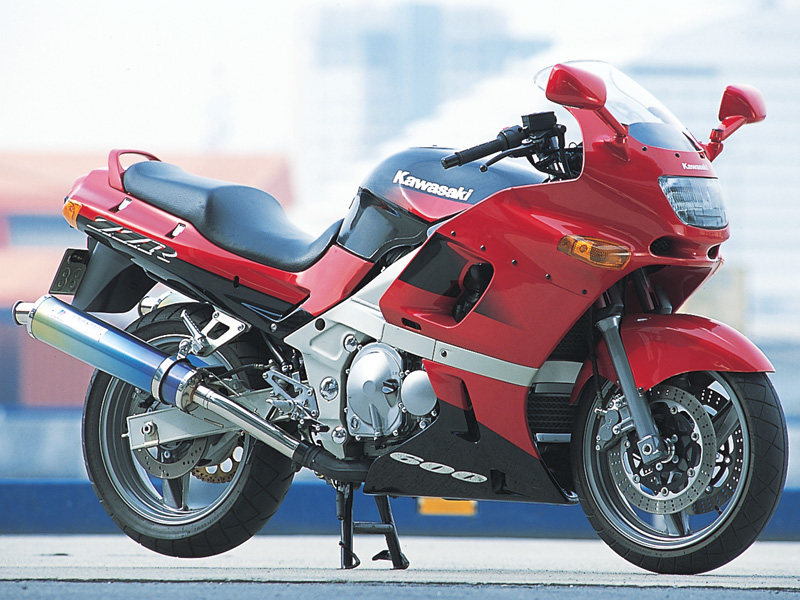 ZZR600RR1
