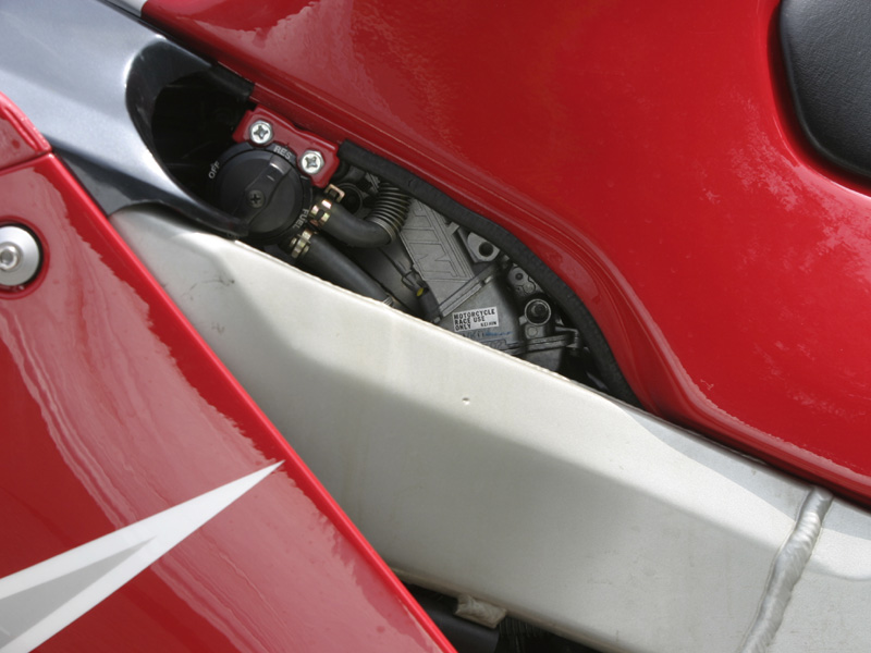 ZZR8.313
