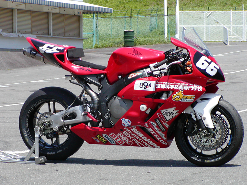 k_CBR1100RR2